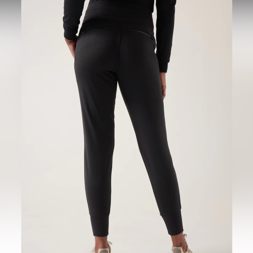 Women’s Athleta Venice Jogger, size XS